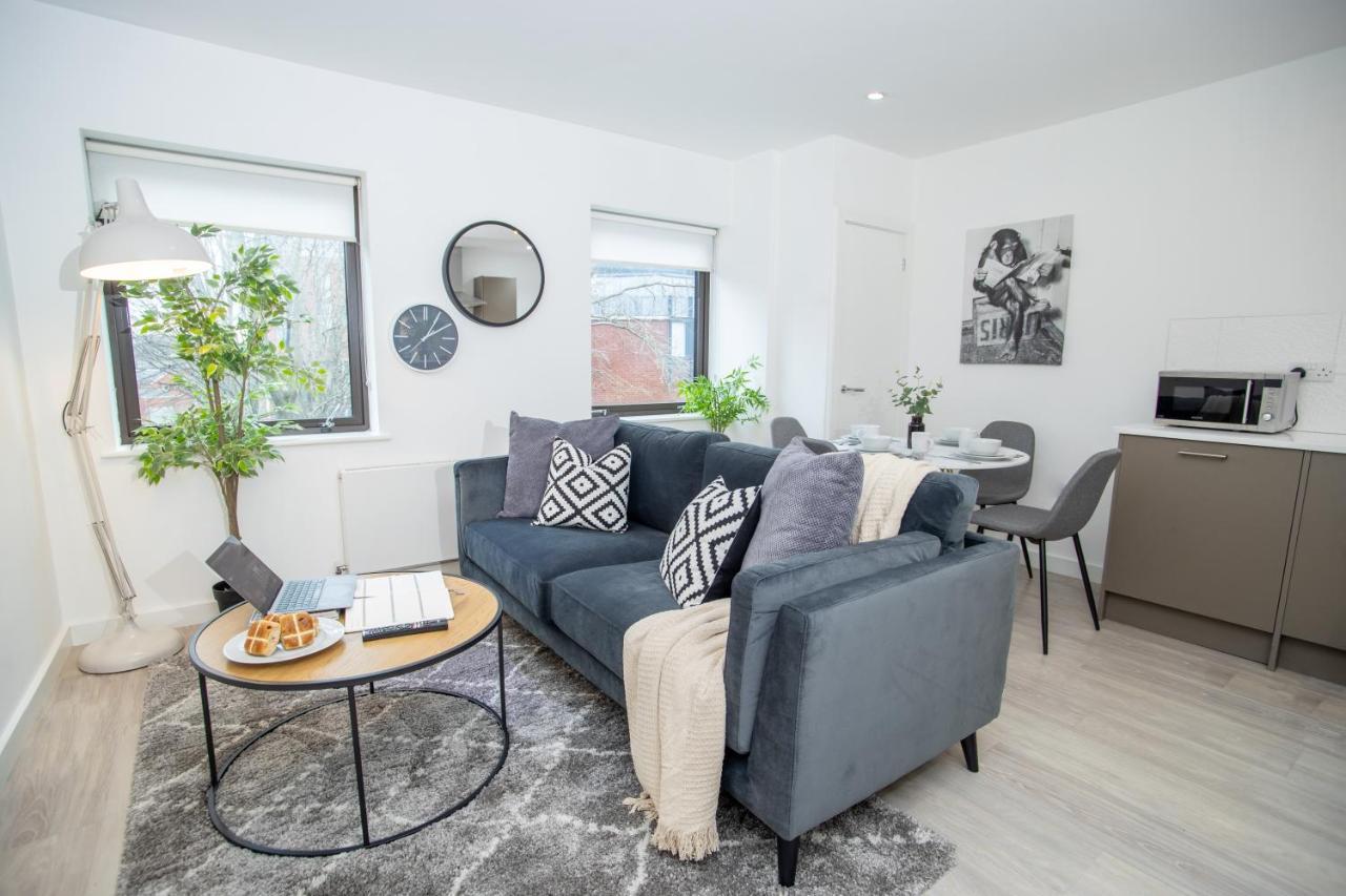 Pembroke House Apartments Exeter For Families Business Relocation Free Parking Exterior foto